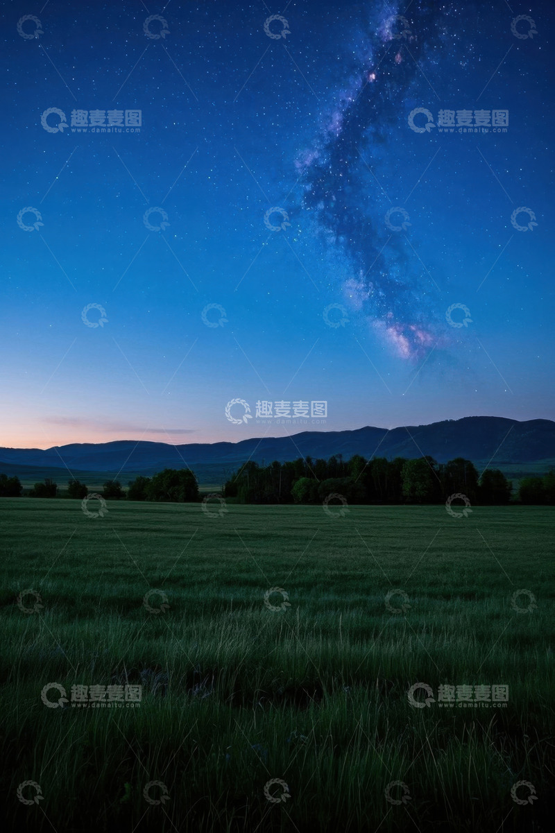 高清大图下载【趣麦麦图】草原夜空下的星河景观