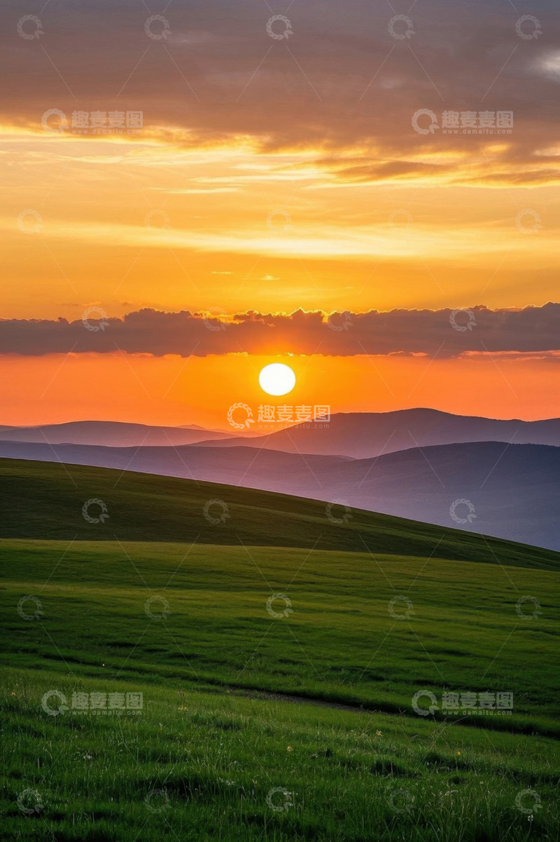 高清大图下载【趣麦麦图】草原上的日落美景