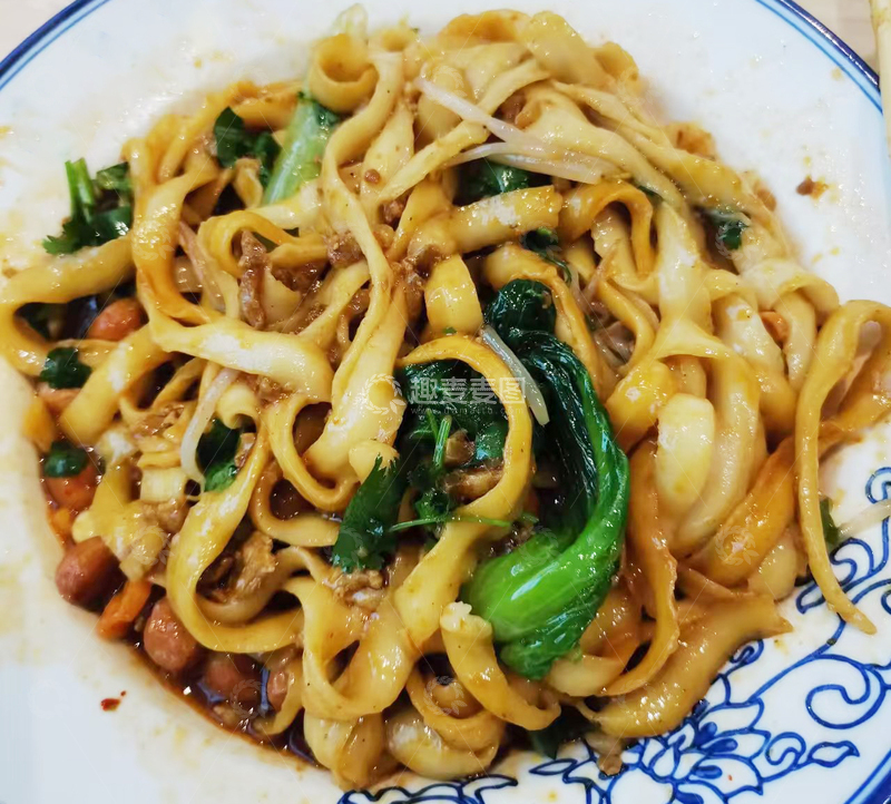 高清大图下载【趣麦麦图】一碗砂锅面条