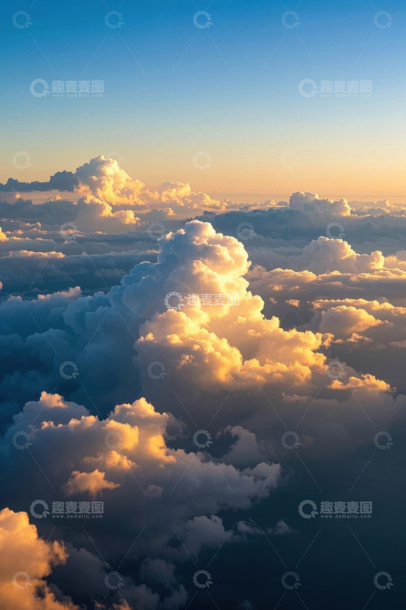 高清大图下载【趣麦麦图】高空俯瞰壮观云层景象