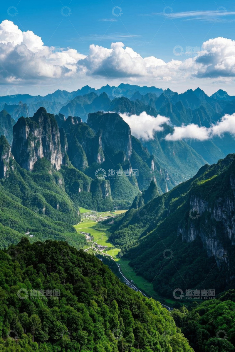 高清大图下载【趣麦麦图】青山云海间山谷风景