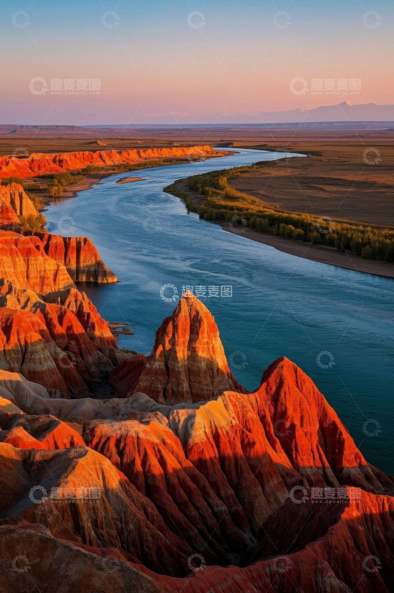 高清大图下载【趣麦麦图】河流旁的丹霞地貌风光