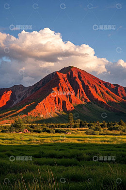 壮丽红色山峰自然风光