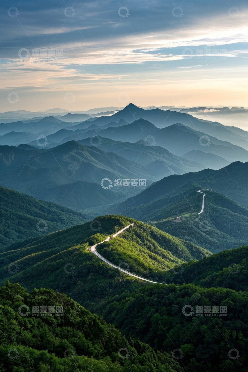 高清大图下载【趣麦麦图】山间蜿蜒公路自然风光