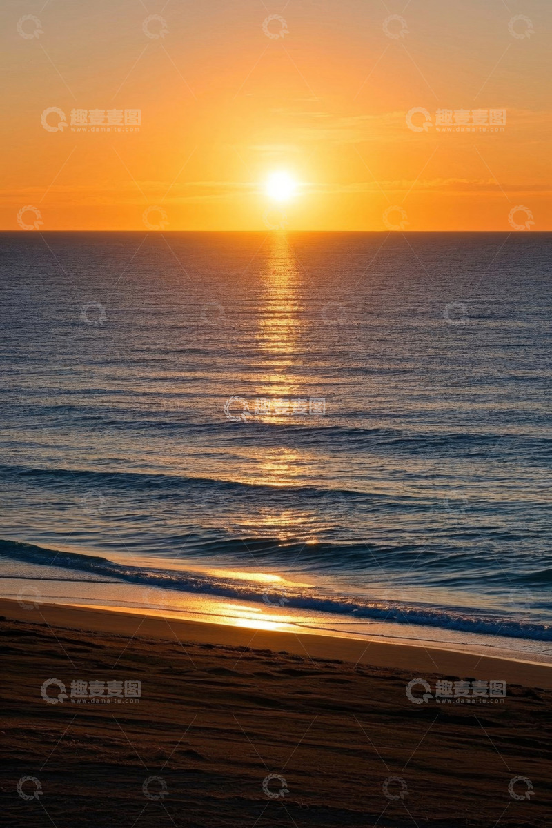 高清大图下载【趣麦麦图】海滩上的海上日落景象