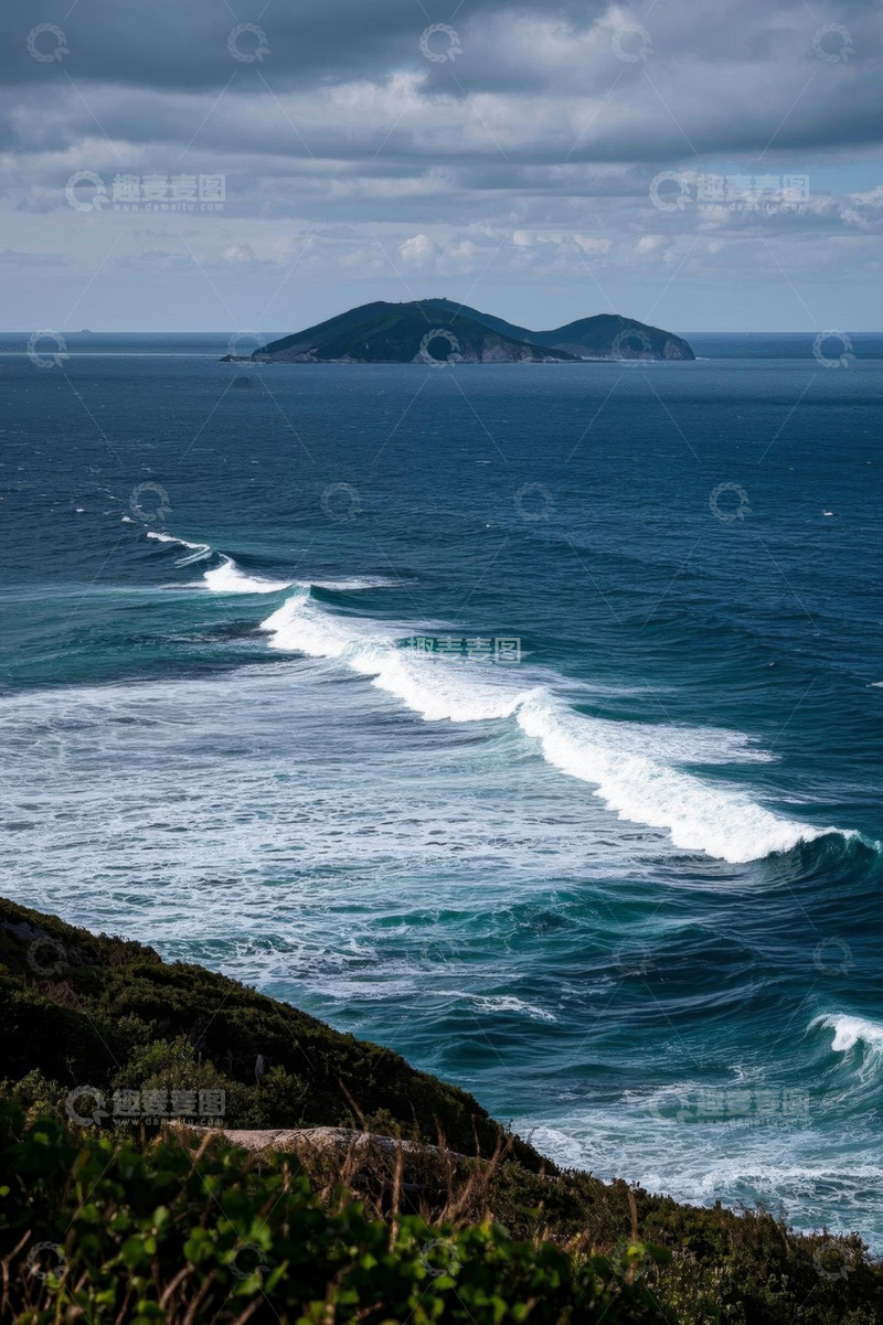 高清大图下载【趣麦麦图】海边远山海浪自然景观