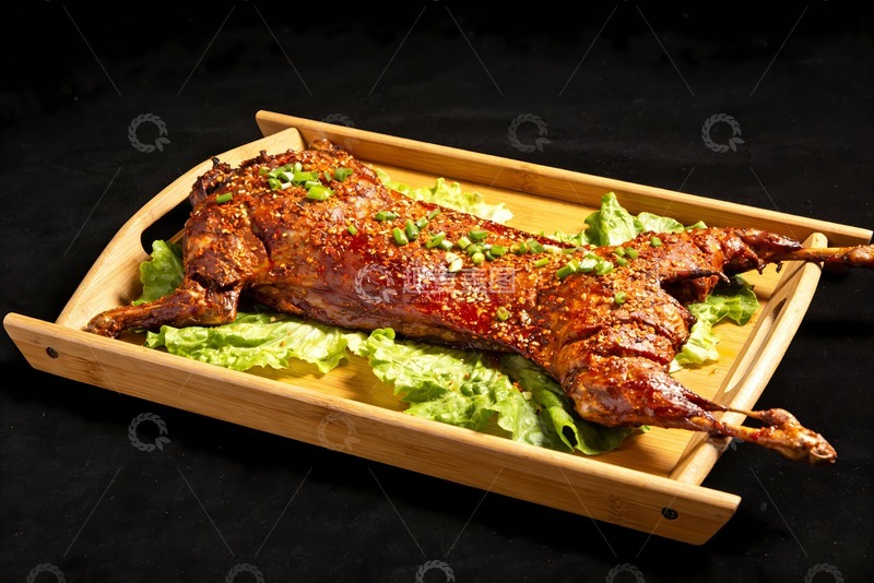 高清大图下载【趣麦麦图】烤全兔烤兔肉 