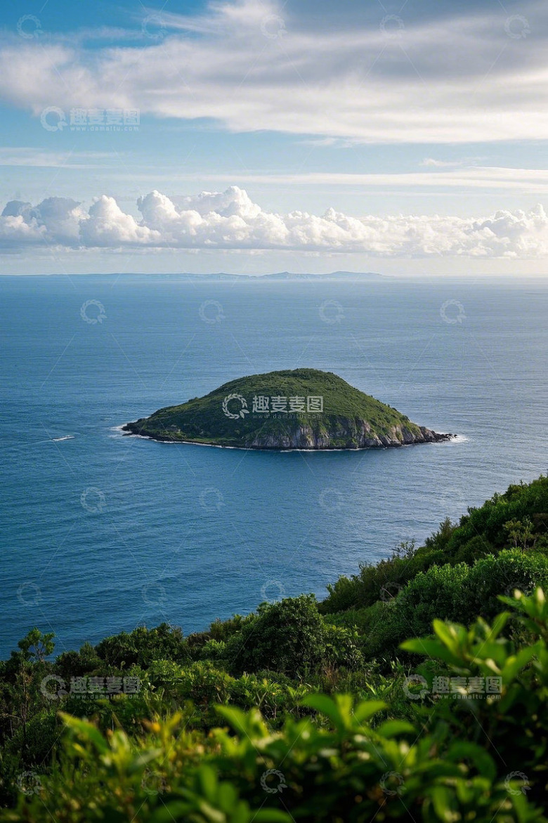 海上小岛自然风光