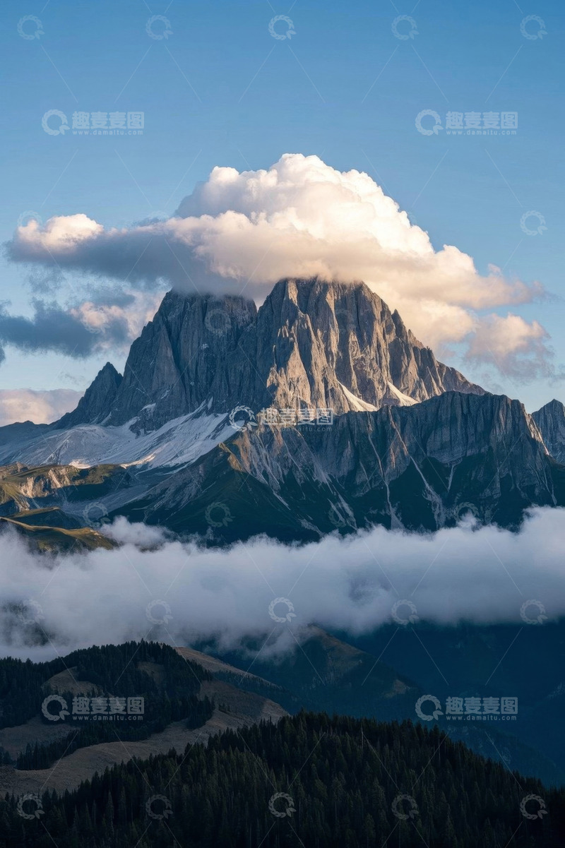 高清大图下载【趣麦麦图】阿尔卑斯山壮丽山景