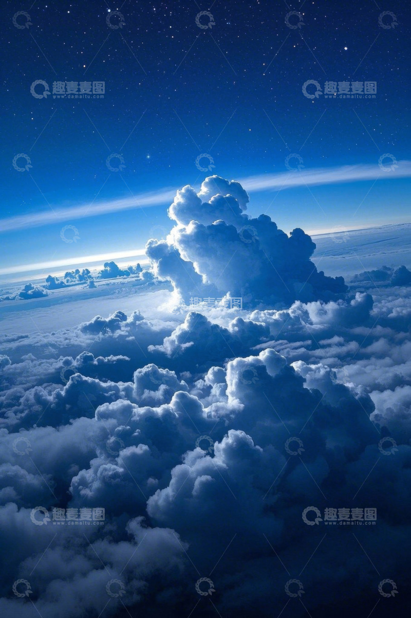 高清大图下载【趣麦麦图】高空视角俯瞰云层与星空