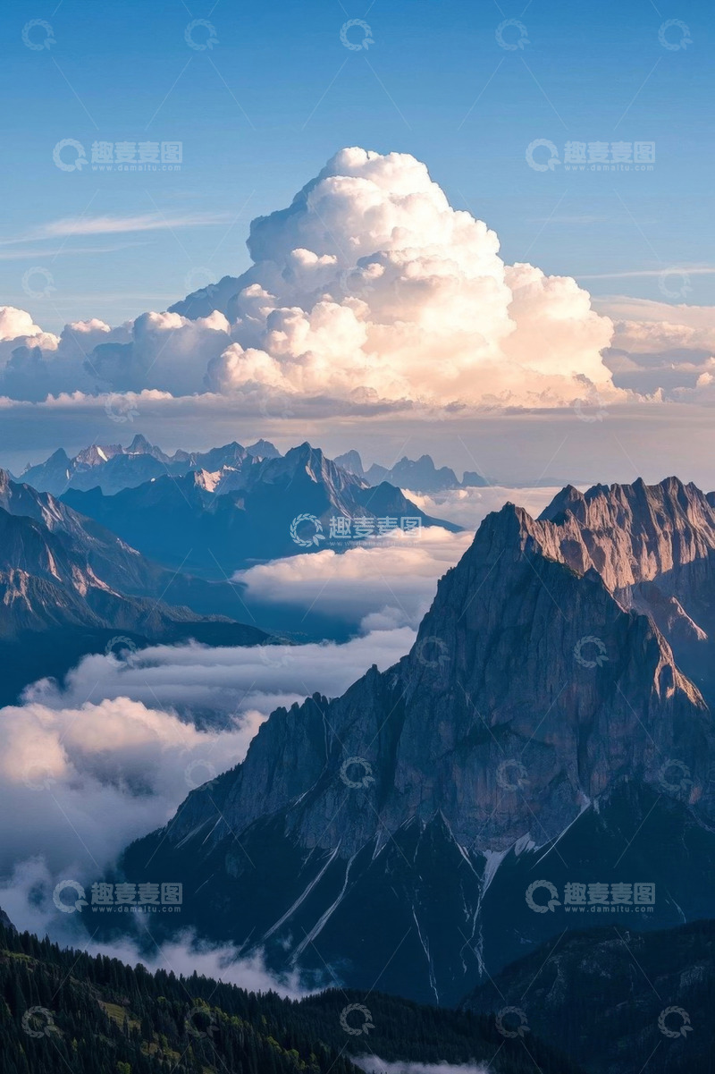 高清大图下载【趣麦麦图】阿尔卑斯山壮丽山脉云海景观