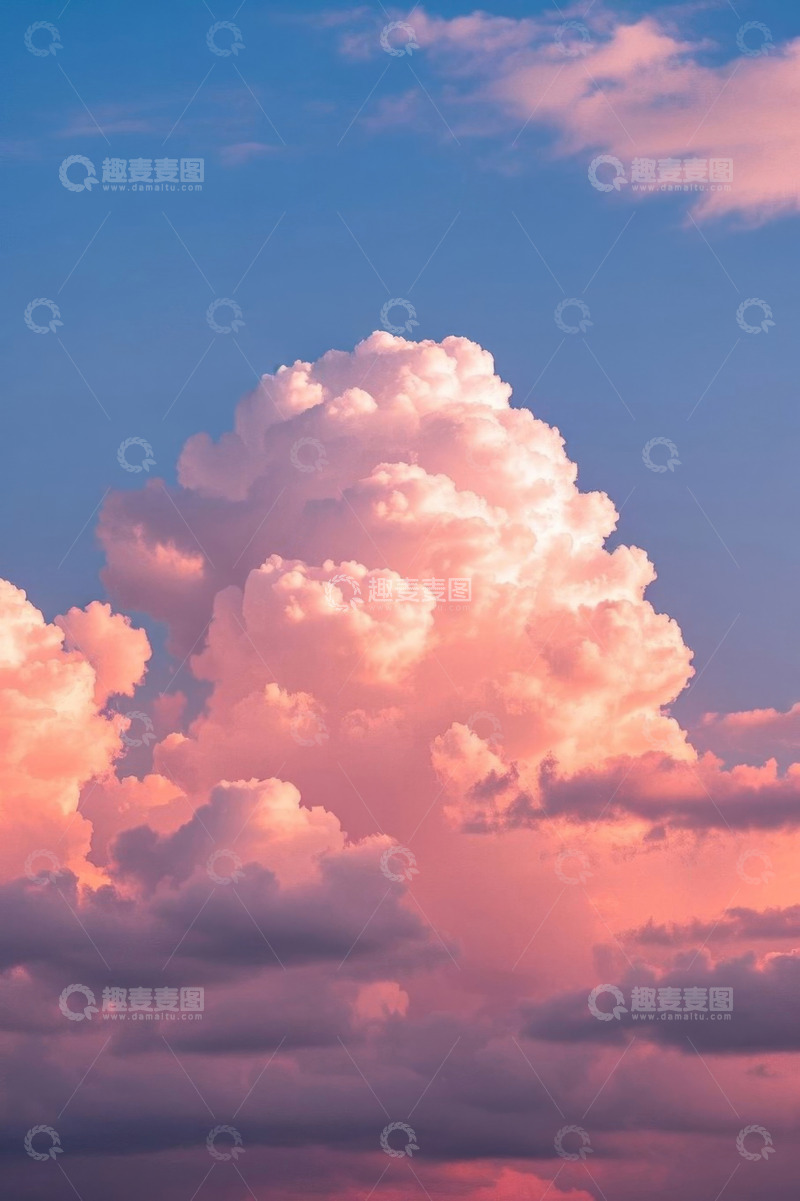 高清大图下载【趣麦麦图】天空中绚丽的粉色云朵