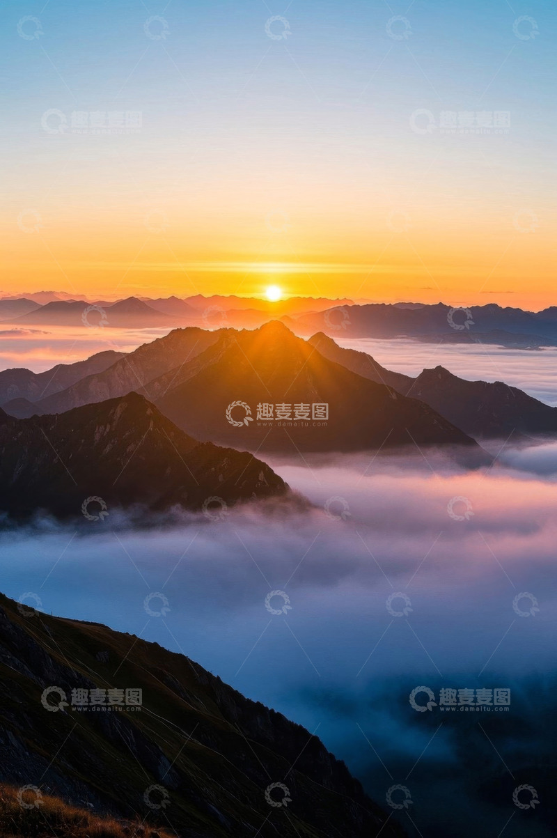 高清大图下载【趣麦麦图】山间日出云海风光