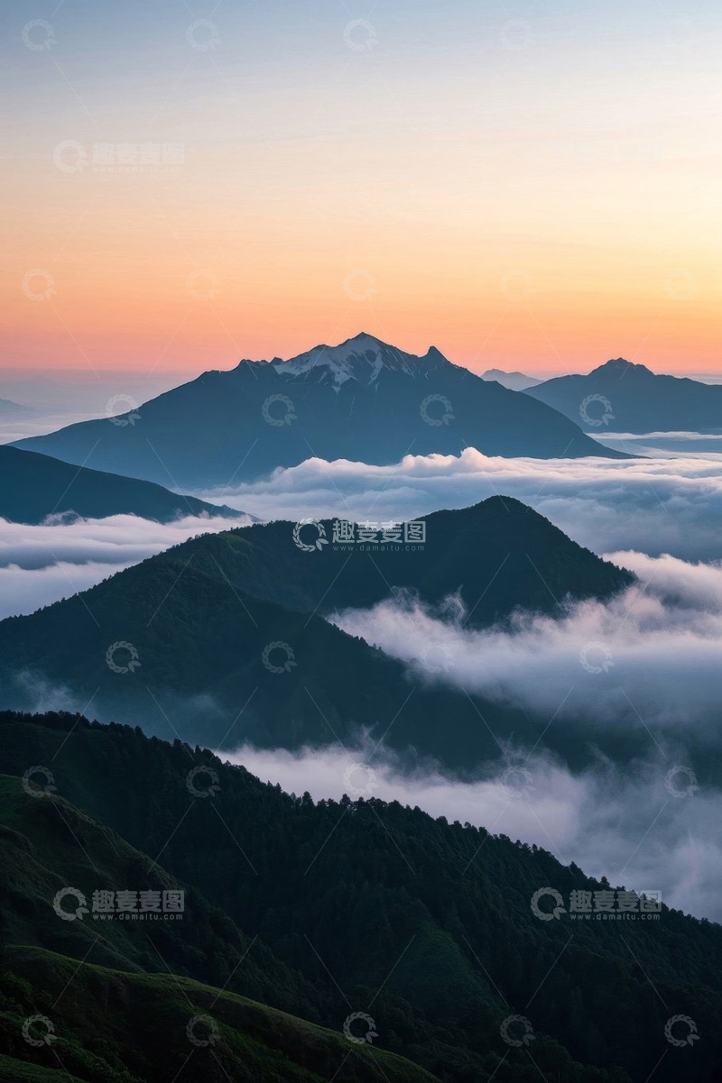 高清大图下载【趣麦麦图】山间云海日出景观