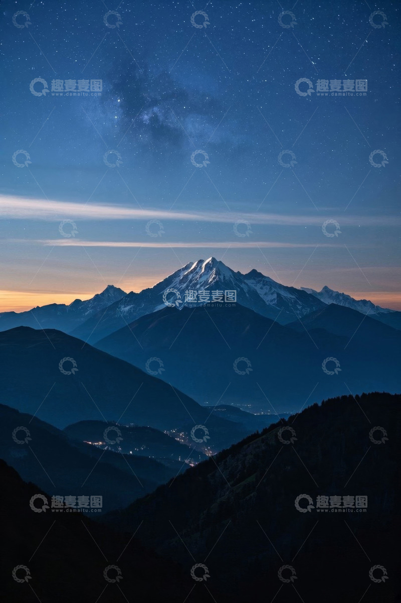 高清大图下载【趣麦麦图】夜空下的雪山与连绵山脉