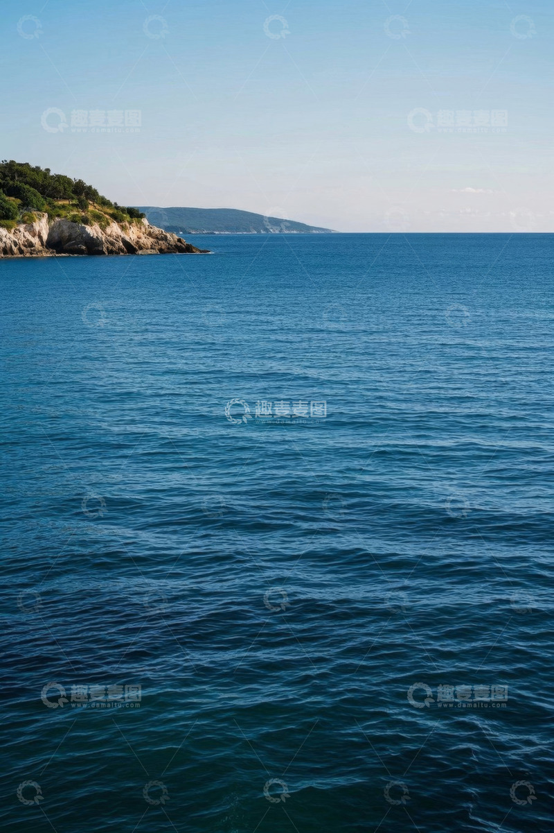 高清大图下载【趣麦麦图】蓝色海洋与岸边岩石景观
