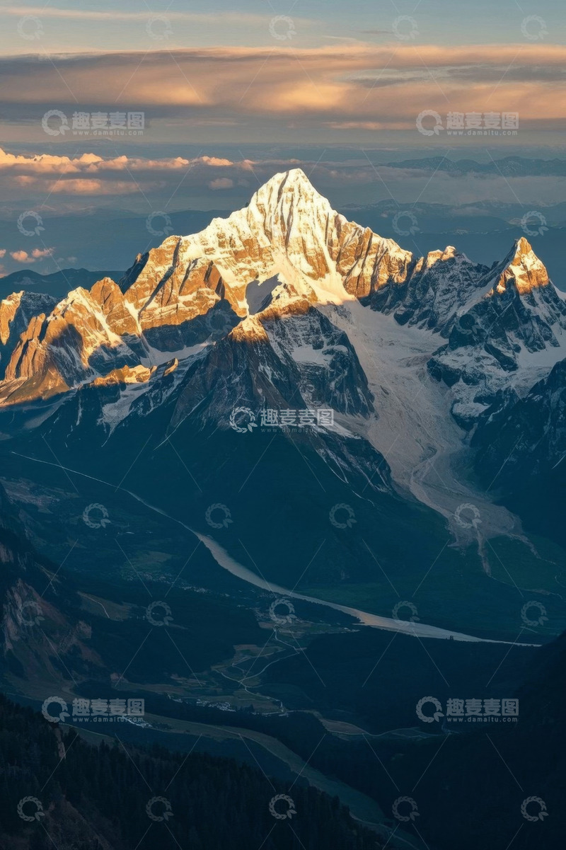 高清大图下载【趣麦麦图】雪山壮丽全景自然风光