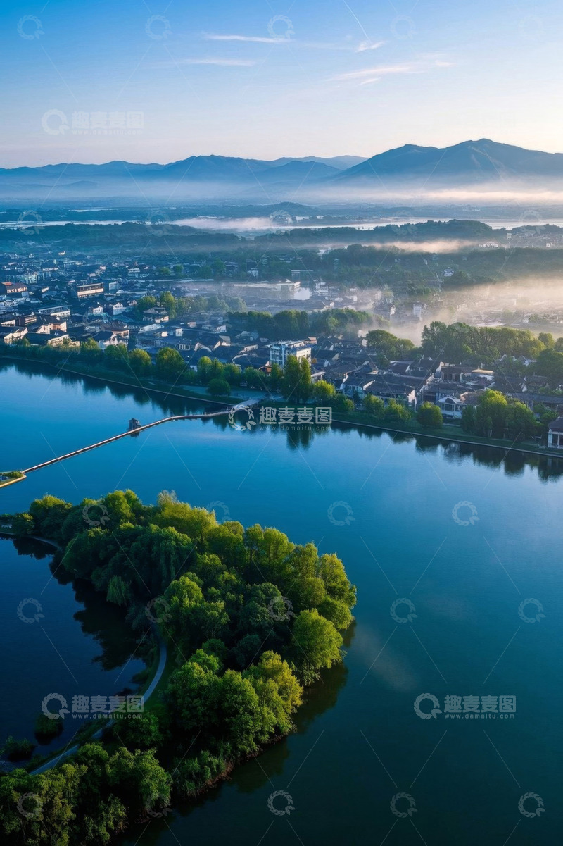 高清大图下载【趣麦麦图】湖畔城镇鸟瞰风光