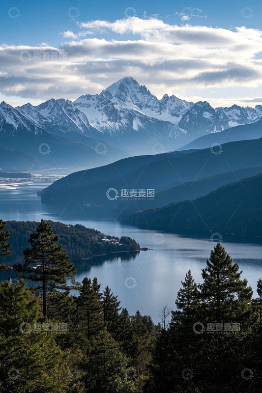雪山湖泊自然风光