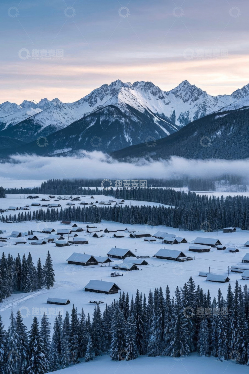 高清大图下载【趣麦麦图】雪山下的雪乡村落景观