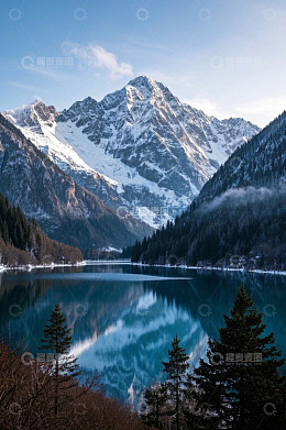 雪山湖泊自然风光