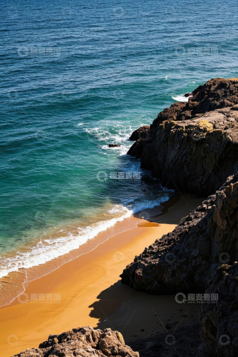 高清大图下载【趣麦麦图】海边沙滩与礁石景观