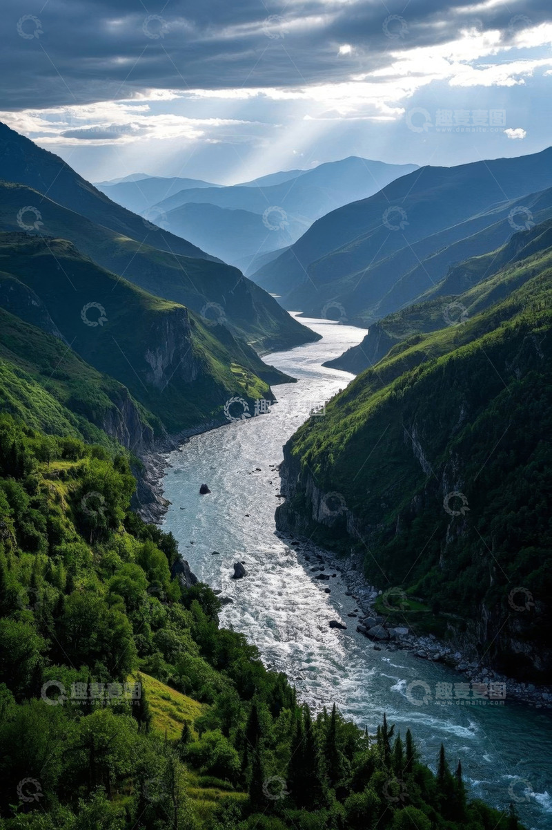 高清大图下载【趣麦麦图】山谷间河流自然风光