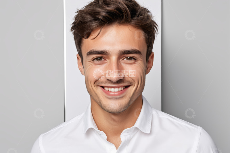 高清大图下载【趣麦麦图】微笑男士肖像素材