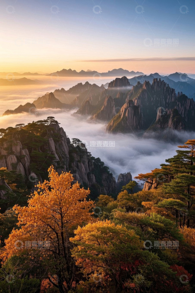 高清大图下载【趣麦麦图】秋日山峦云海自然风光