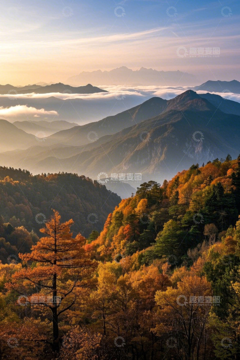 高清大图下载【趣麦麦图】秋日山林云海景观