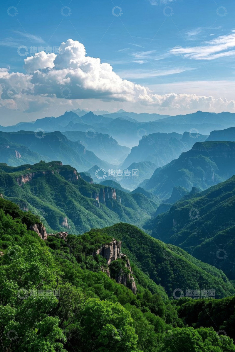 高清大图下载【趣麦麦图】青山云海山脉全景