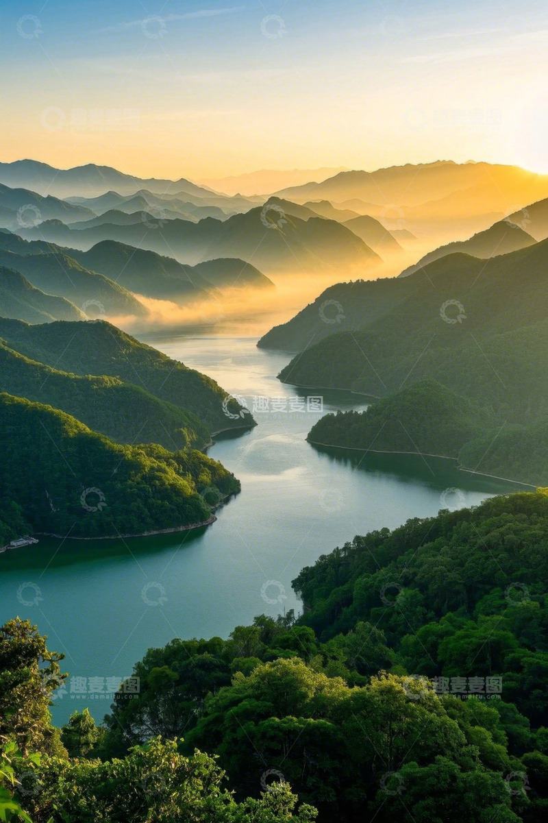 高清大图下载【趣麦麦图】山间湖泊自然风光