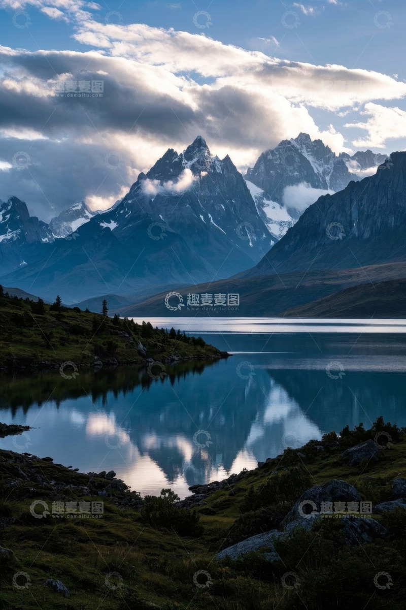 高清大图下载【趣麦麦图】山与湖的自然风景