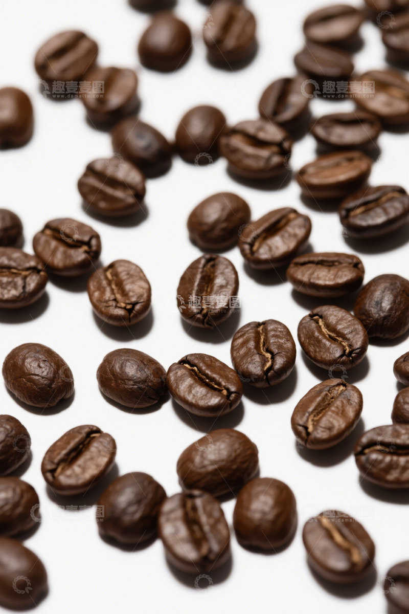 高清大图下载【趣麦麦图】散落的烘焙咖啡豆特写