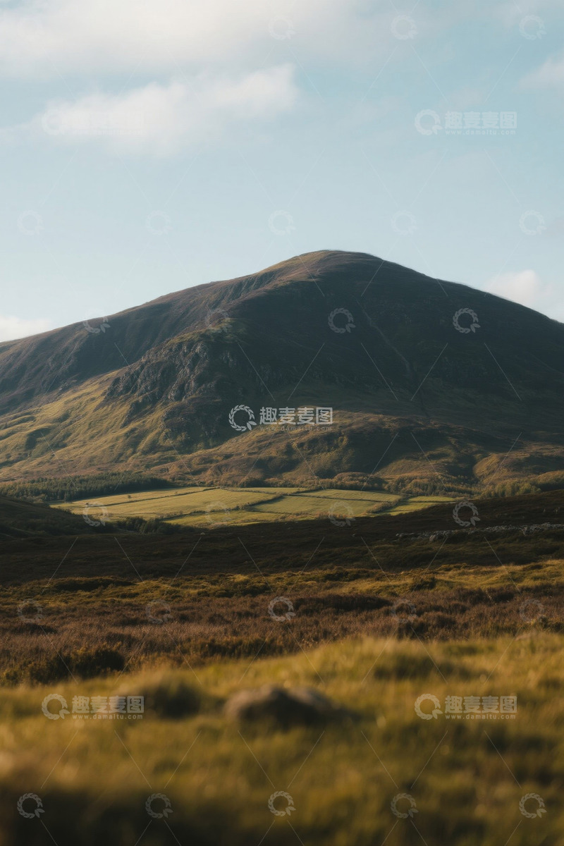 高清大图下载【趣麦麦图】户外青山与草地风景