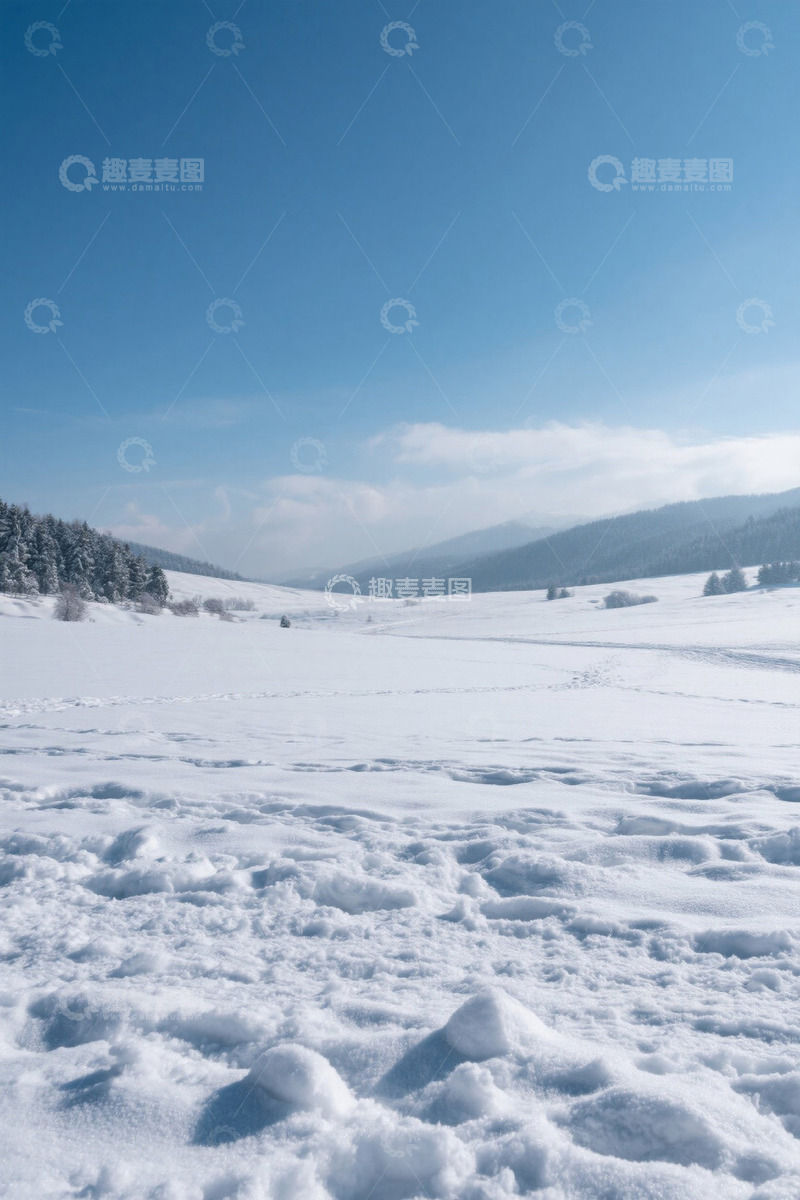 高清大图下载【趣麦麦图】户外雪地与远山风景