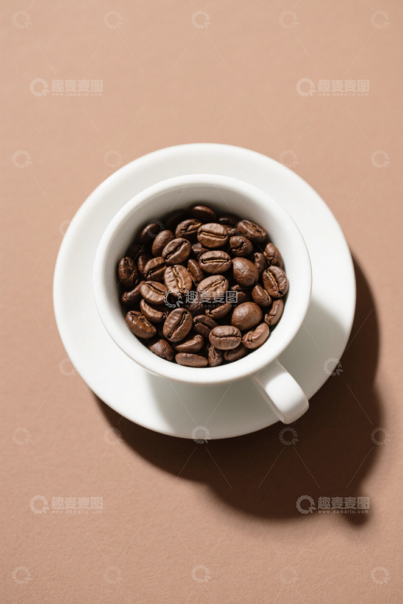 高清大图下载【趣麦麦图】白色杯子中的咖啡豆