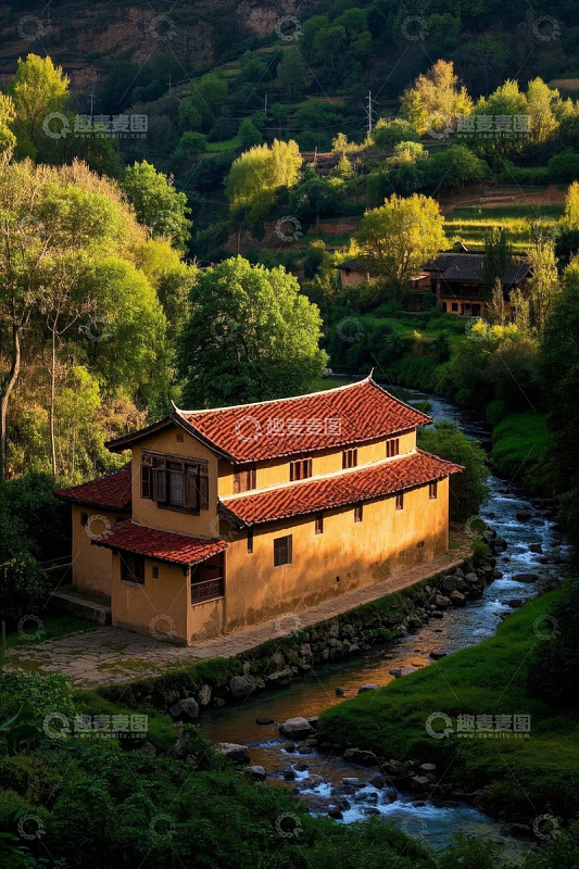 溪边黄墙红瓦乡村建筑风光