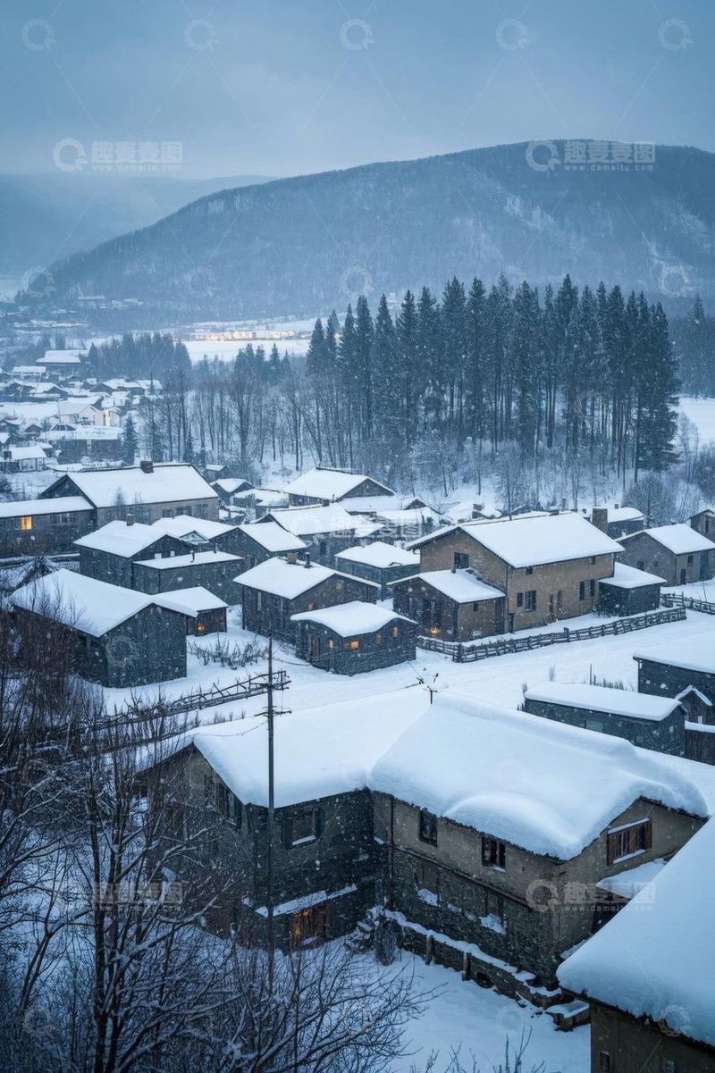 高清大图下载【趣麦麦图】雪后山村景象