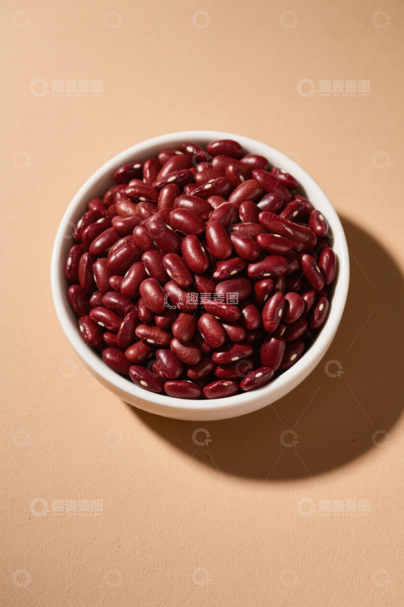 高清大图下载【趣麦麦图】白色碗中盛装的红芸豆