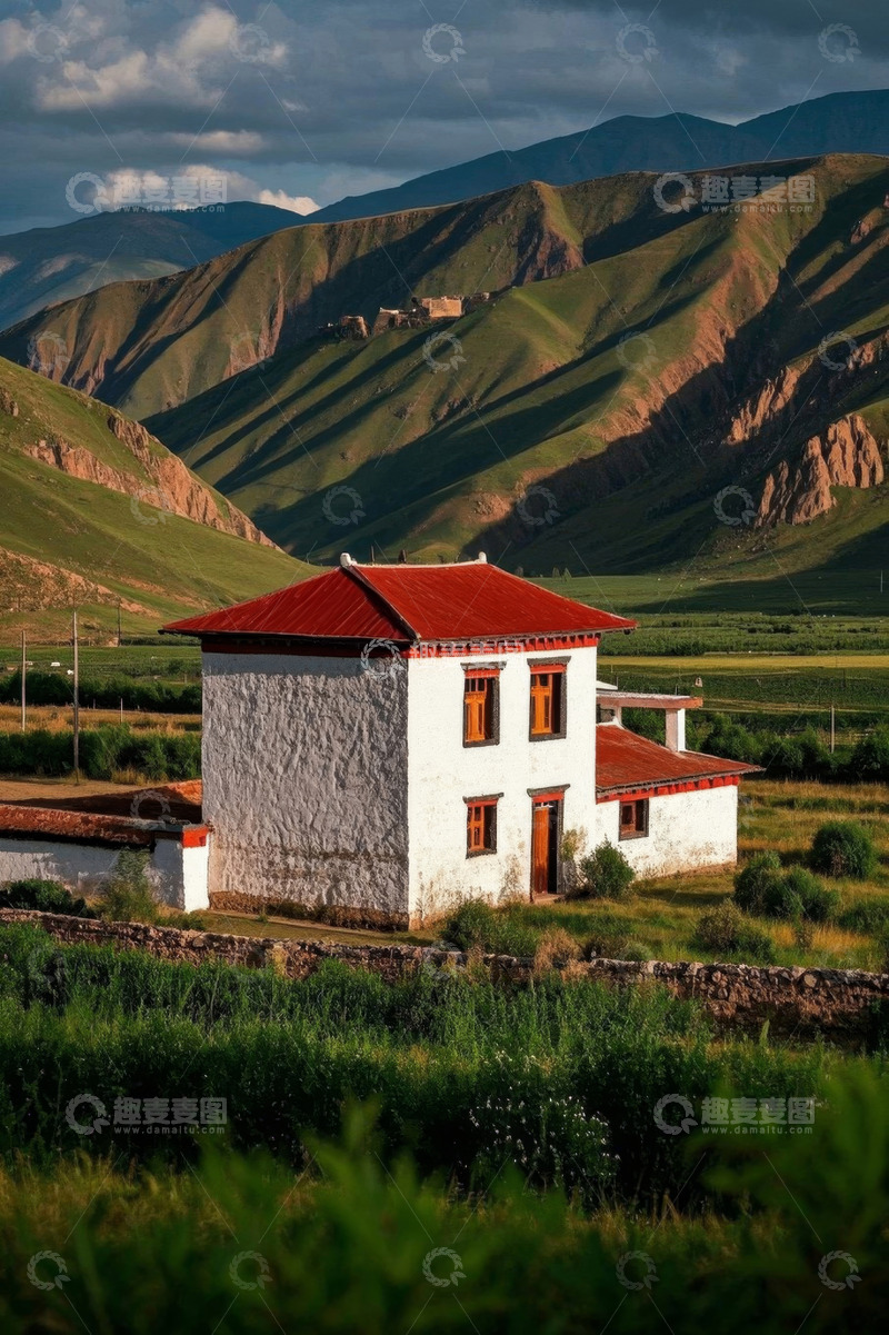 高清大图下载【趣麦麦图】山间藏式民居田园风光