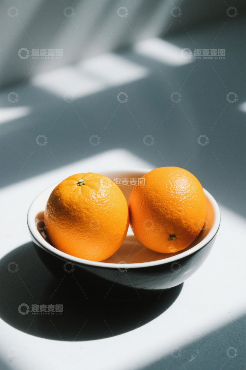 高清大图下载【趣麦麦图】碗中两个新鲜橙子