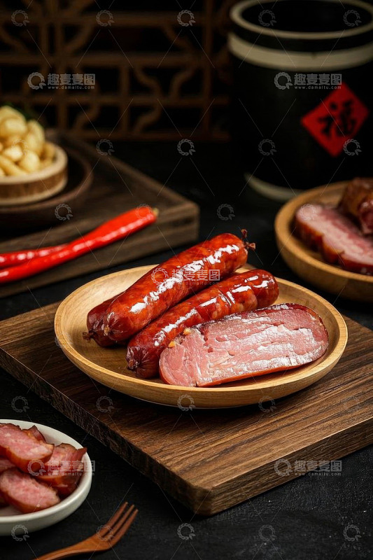 中式盘装香肠美食特写