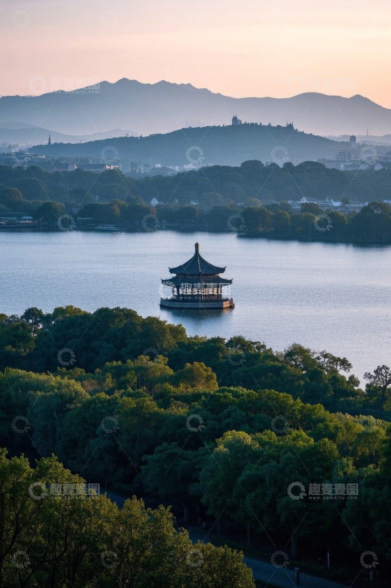 高清大图下载【趣麦麦图】杭州西湖湖心亭自然风光