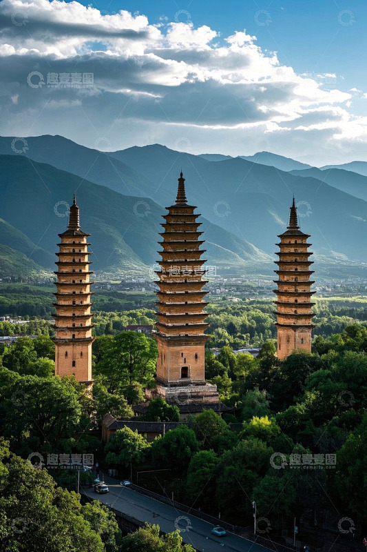 大理三塔远景风光