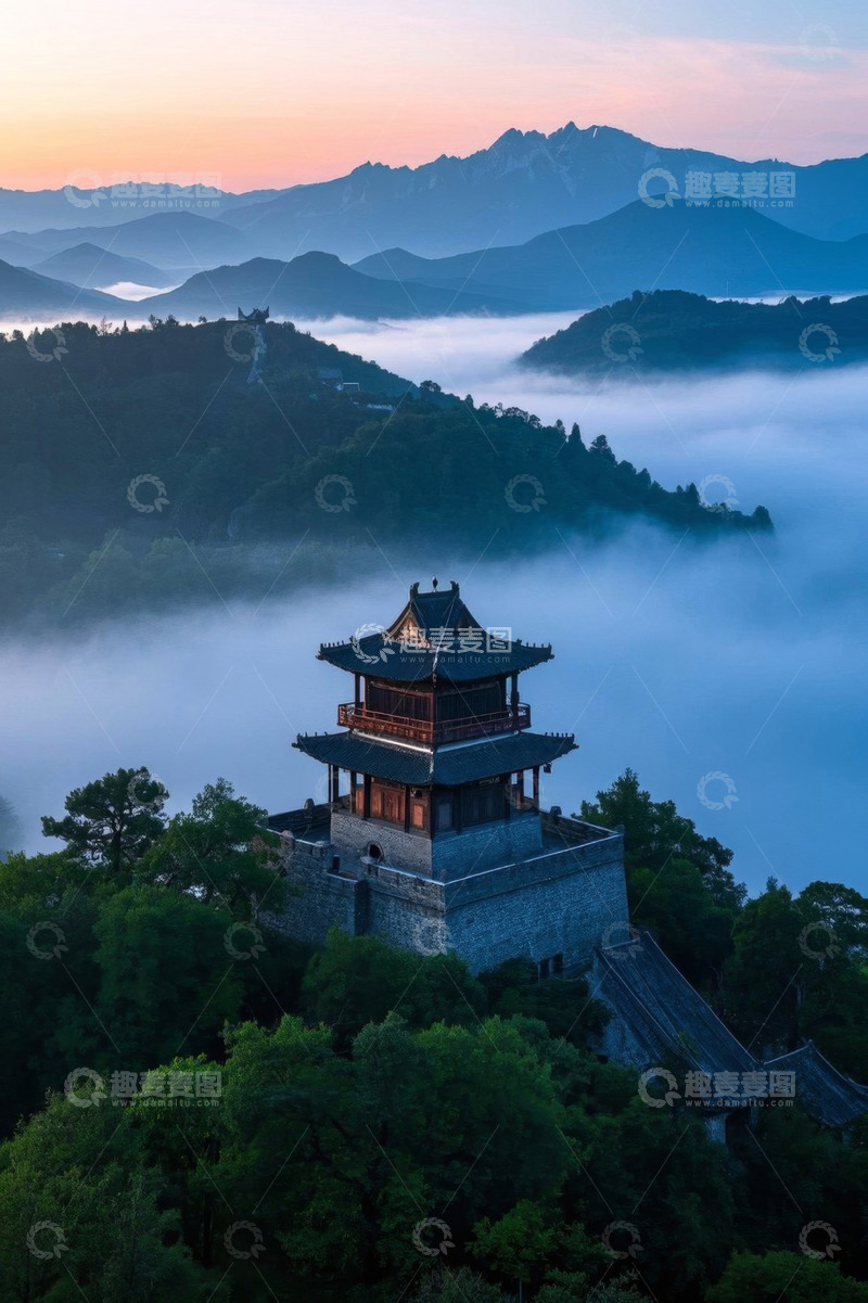 高清大图下载【趣麦麦图】山间古建筑与云海风光
