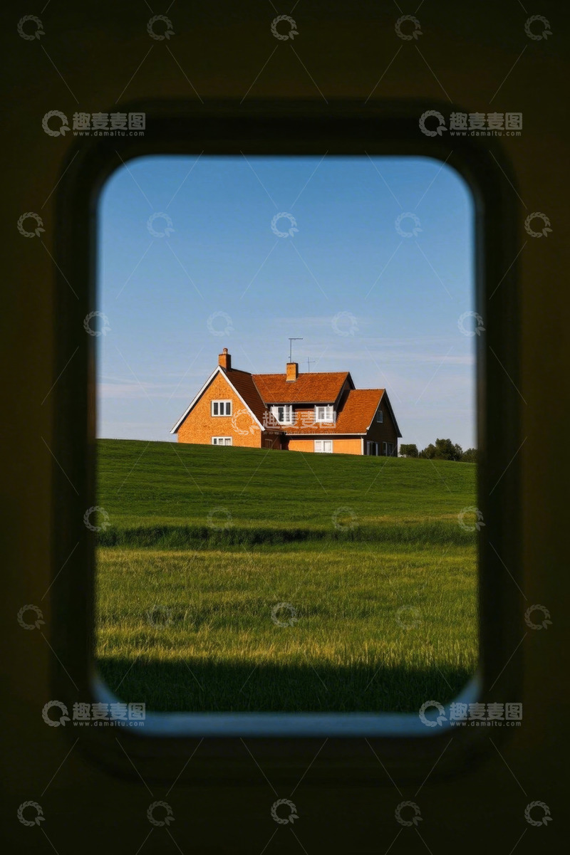 高清大图下载【趣麦麦图】透过车窗看乡村房屋与绿地