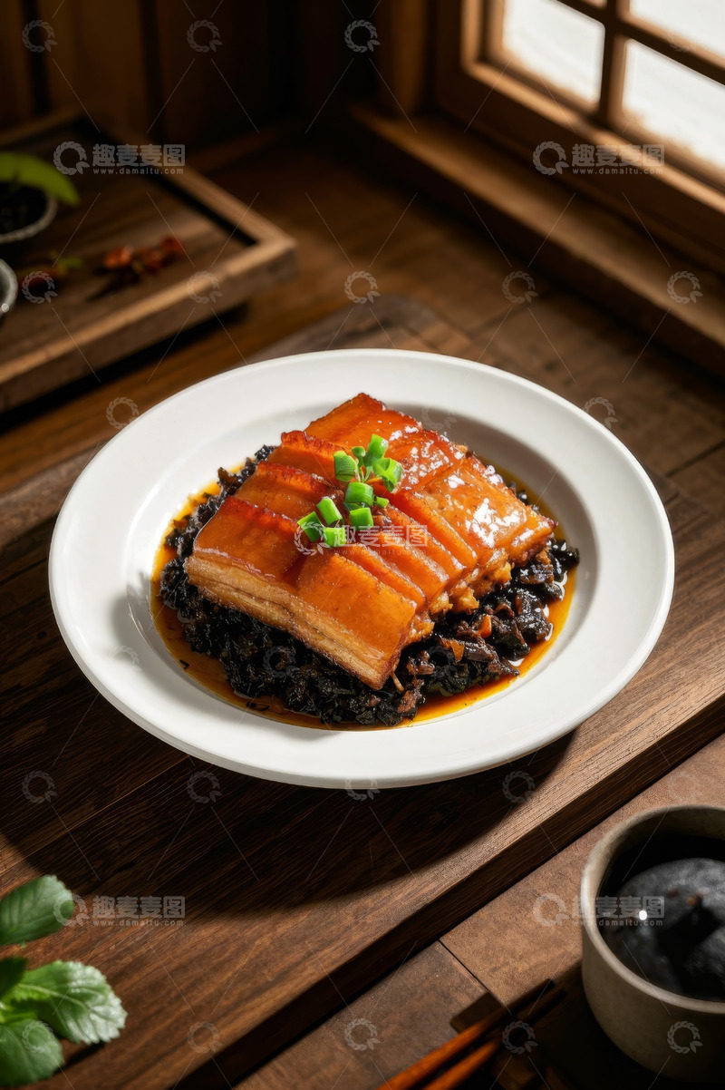 高清大图下载【趣麦麦图】中式摆盘的美味红烧肉