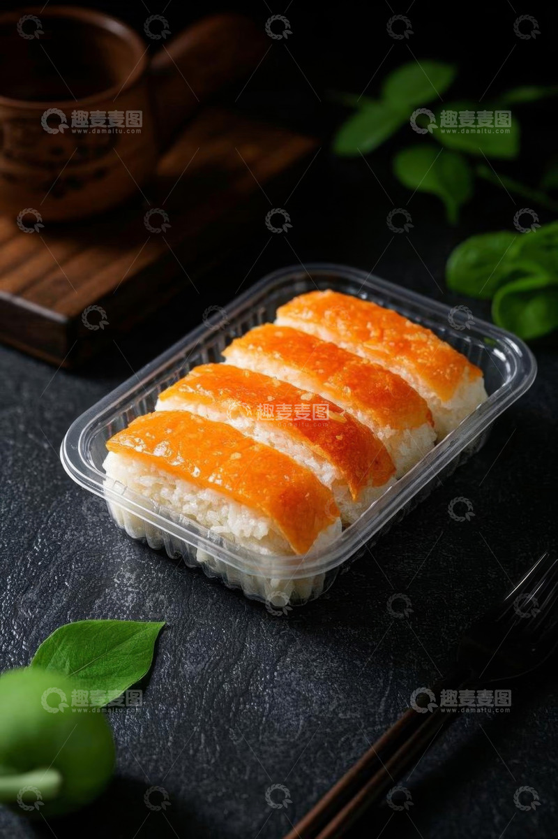 高清大图下载【趣麦麦图】塑料盒装美味海鲜寿司
