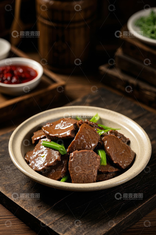 中式菜肴炒猪肝特写